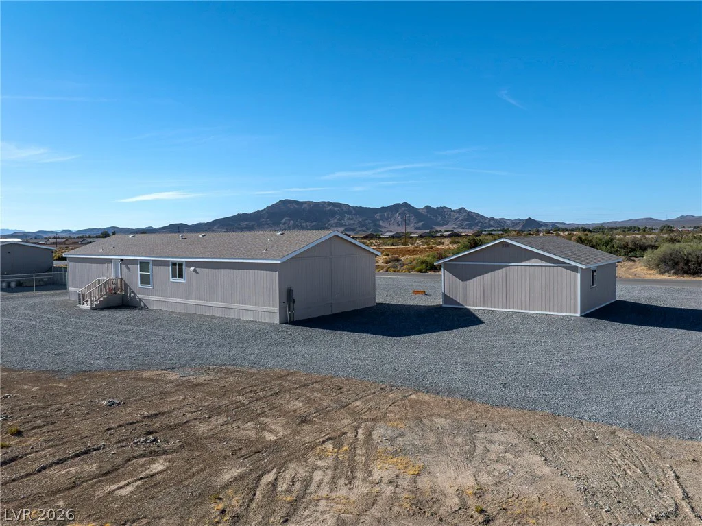 381 Pechstein, Pahrump, NV 89060