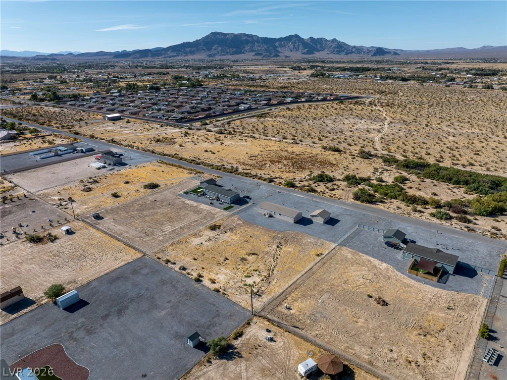 381 Pechstein, Pahrump, NV 89060