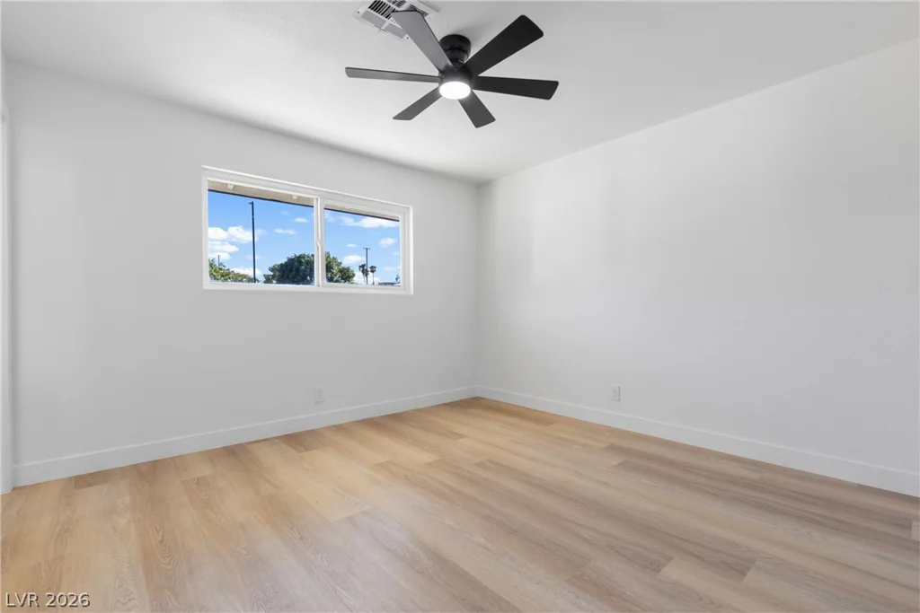 5900 Carmen, Las Vegas, NV 89108