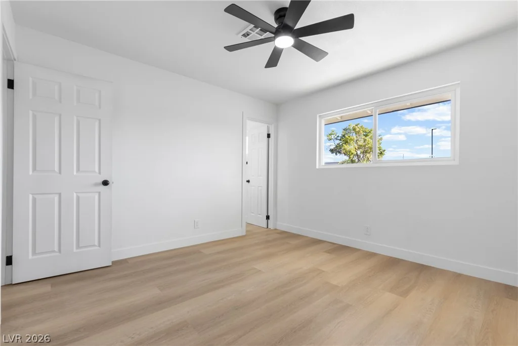5900 Carmen, Las Vegas, NV 89108