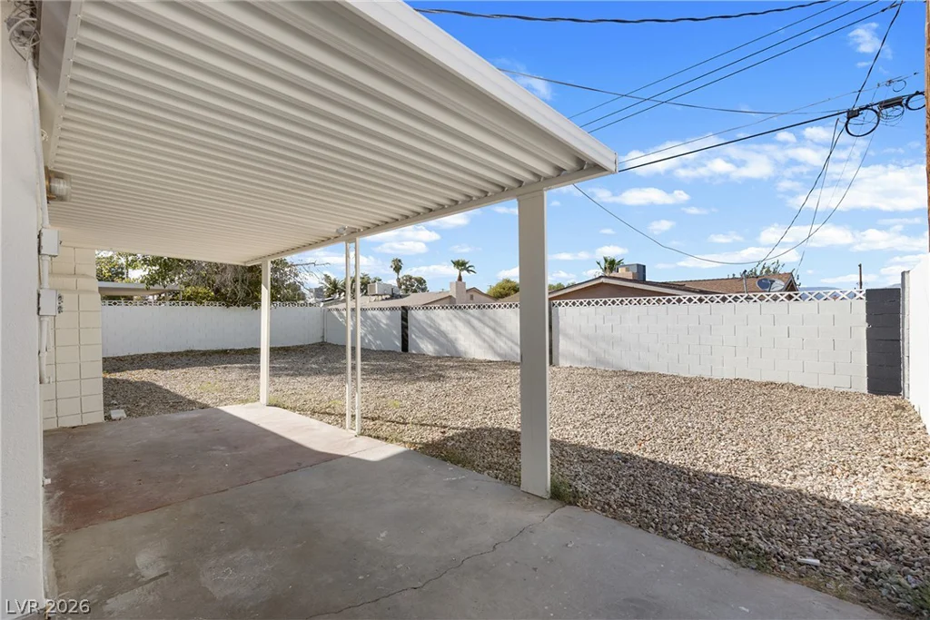 5900 Carmen, Las Vegas, NV 89108
