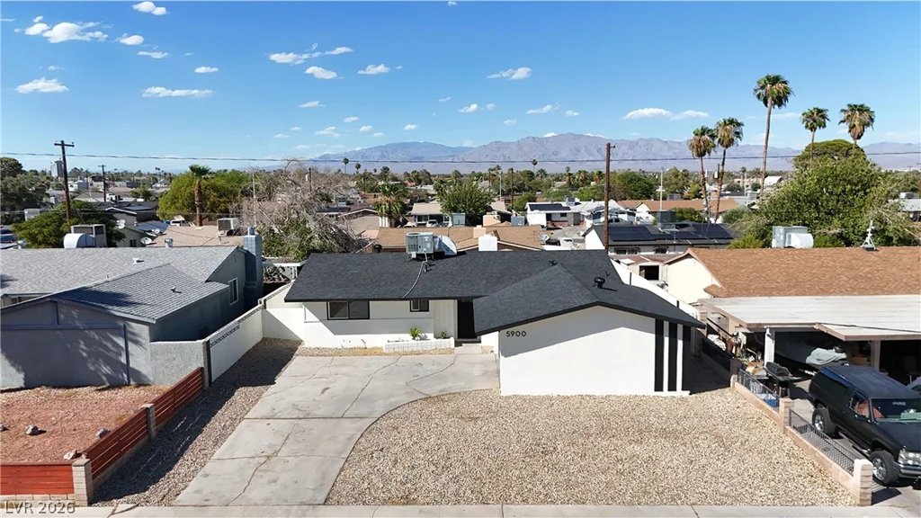 5900 Carmen, Las Vegas, NV 89108
