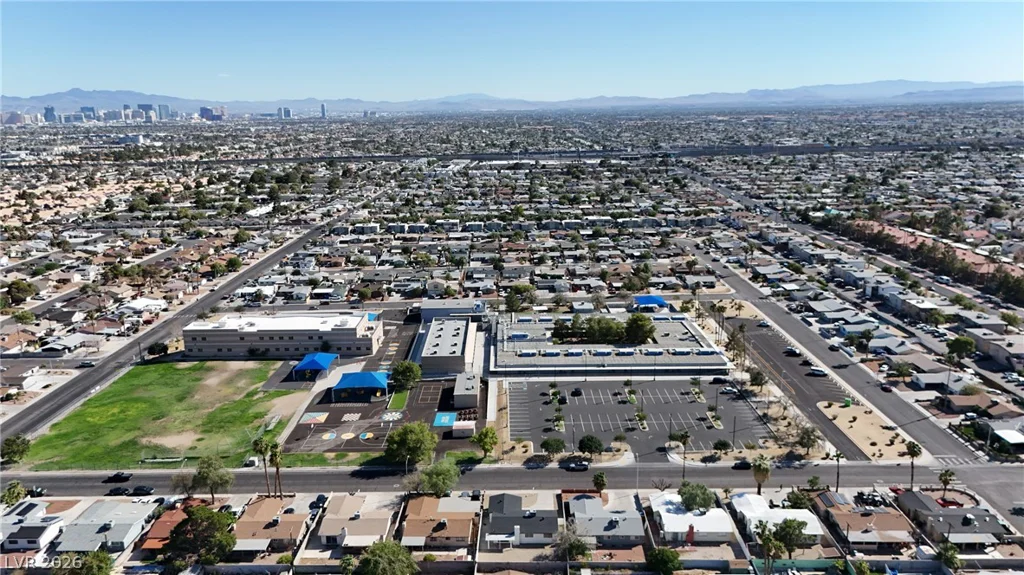 5900 Carmen, Las Vegas, NV 89108