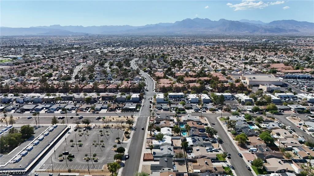 5900 Carmen, Las Vegas, NV 89108