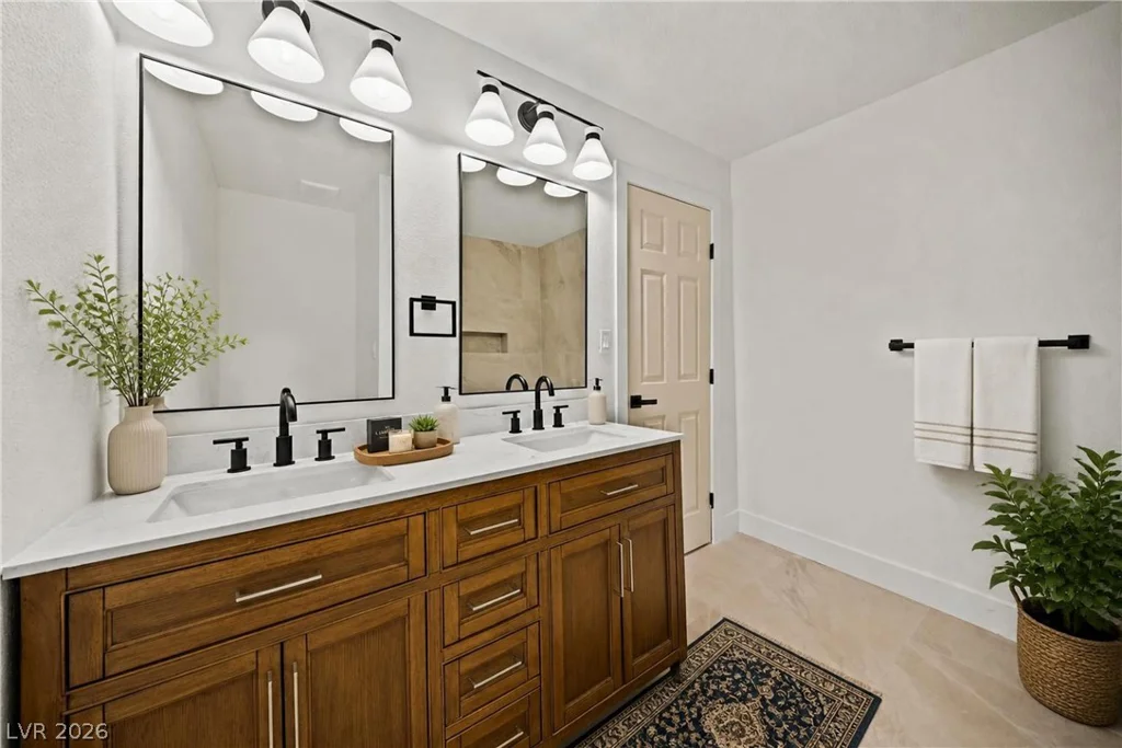 4378 Swandale, Las Vegas, NV 89121
