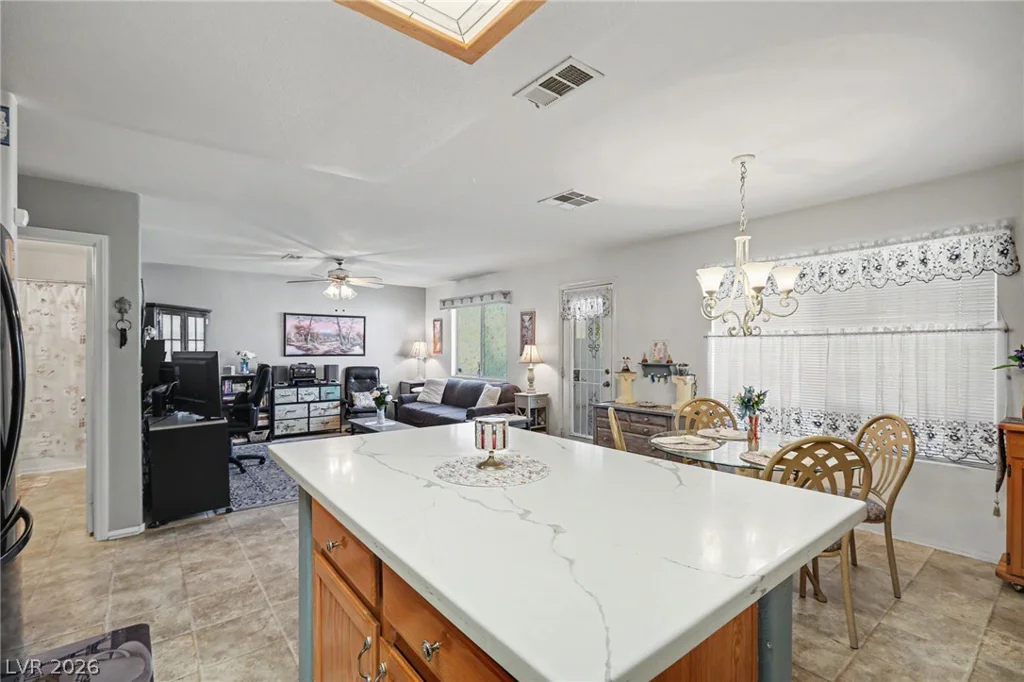 6574 Jordan River, Las Vegas, NV 89156