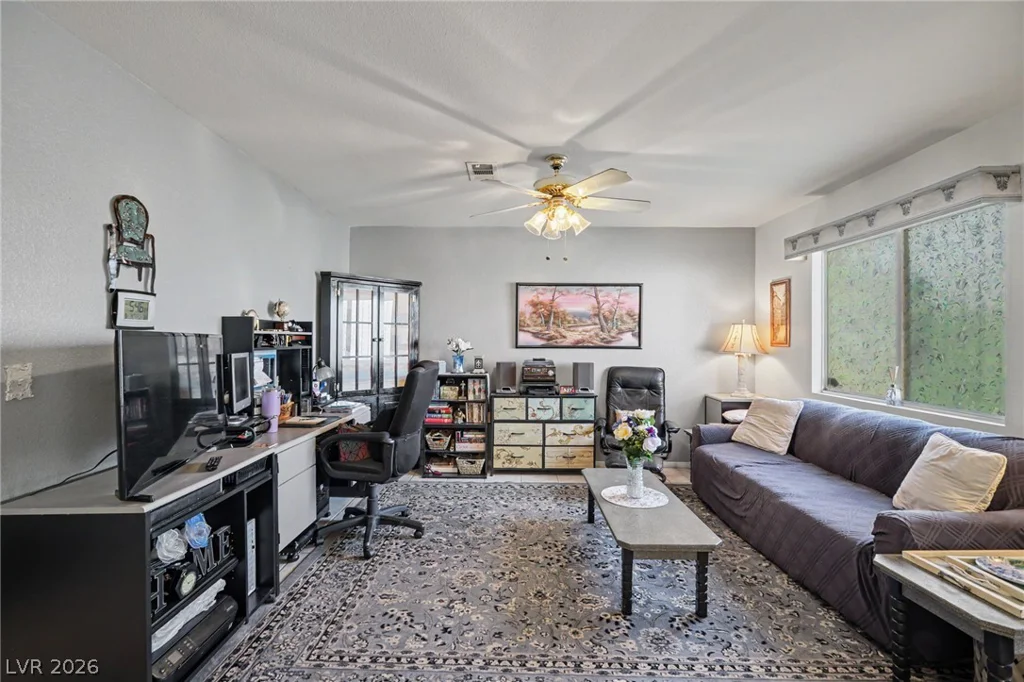 6574 Jordan River, Las Vegas, NV 89156