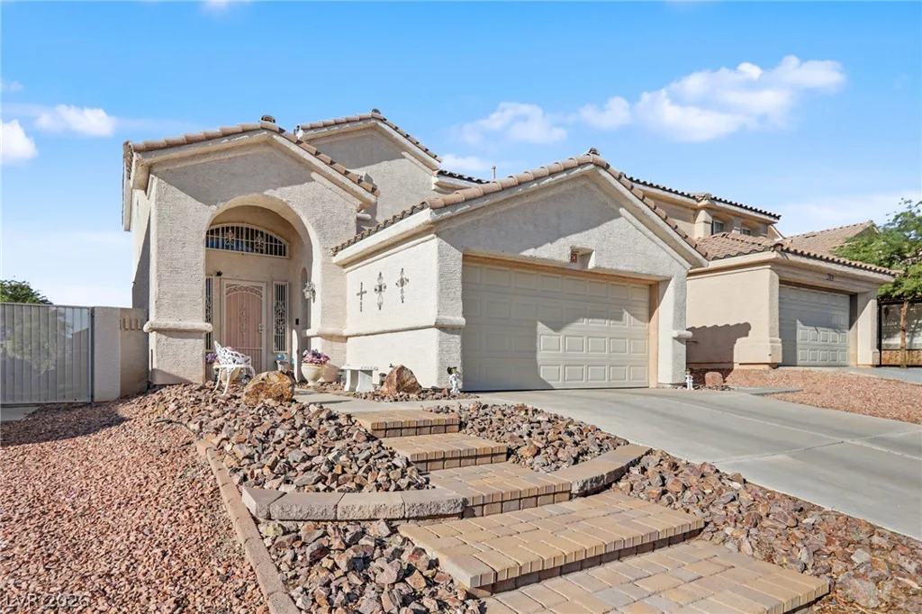 6574 Jordan River, Las Vegas, NV 89156
