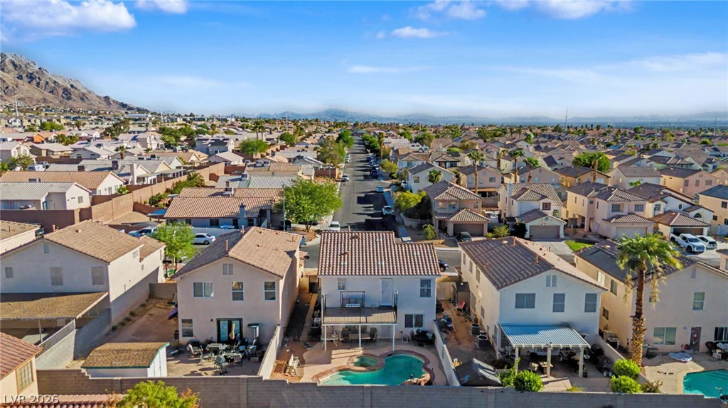 6574 Jordan River, Las Vegas, NV 89156
