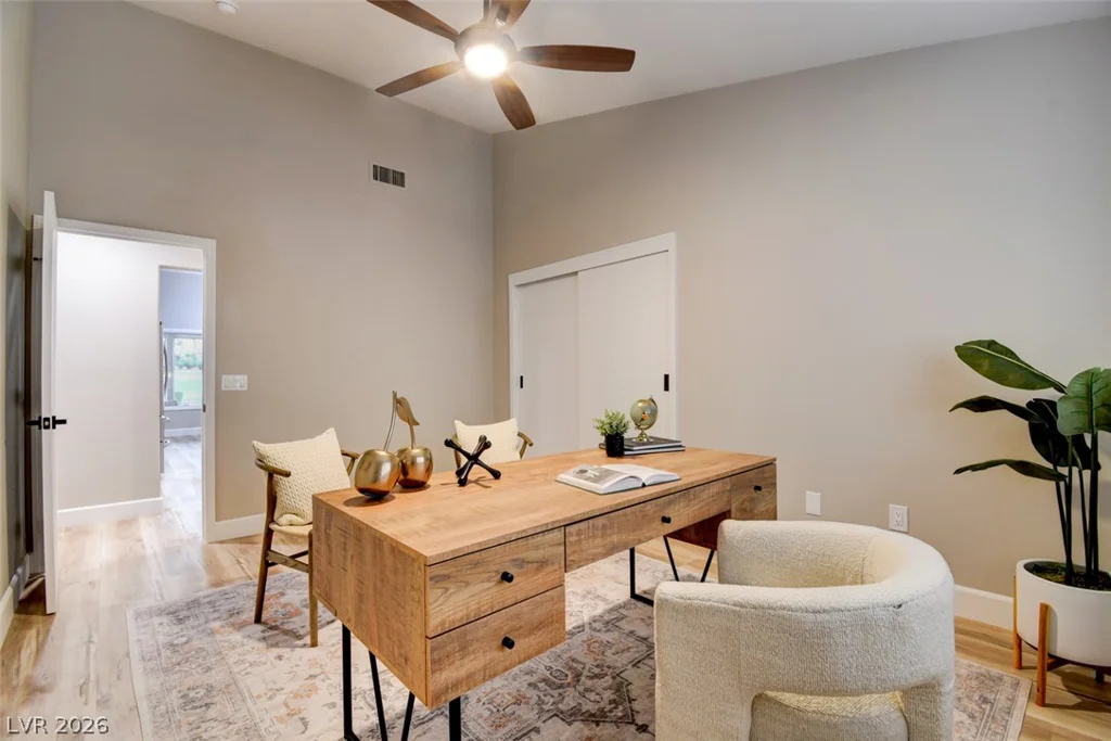 2837 Billy Casper, Las Vegas, NV 89134