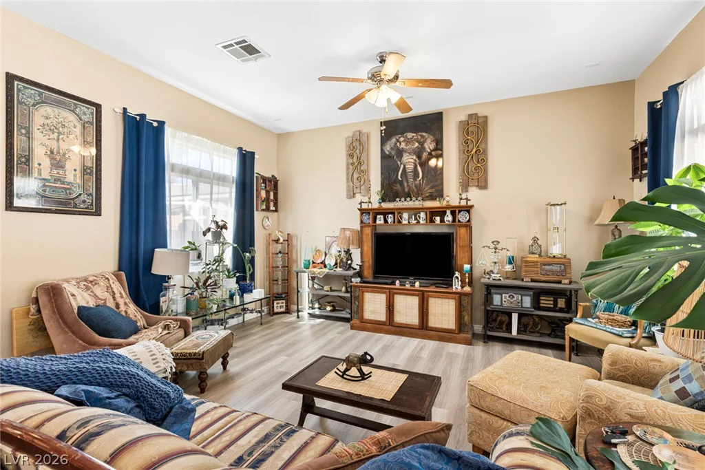 5734 Hoptree, Pahrump, NV 89061