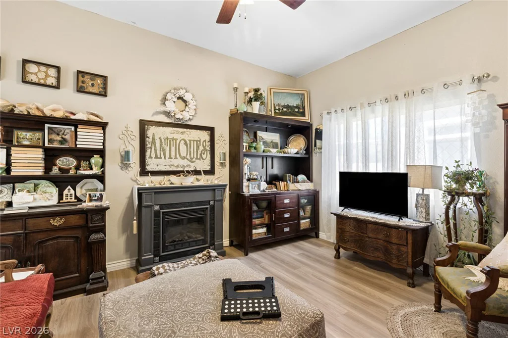 5734 Hoptree, Pahrump, NV 89061