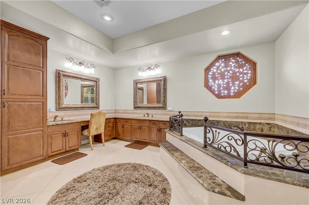 2030 Marina Bay, Las Vegas, NV 89117