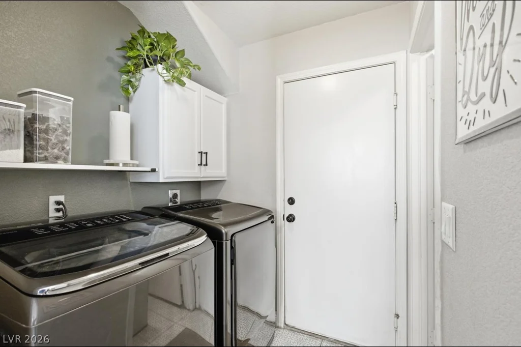 726 Peregrine Falcon, Henderson, NV 89015