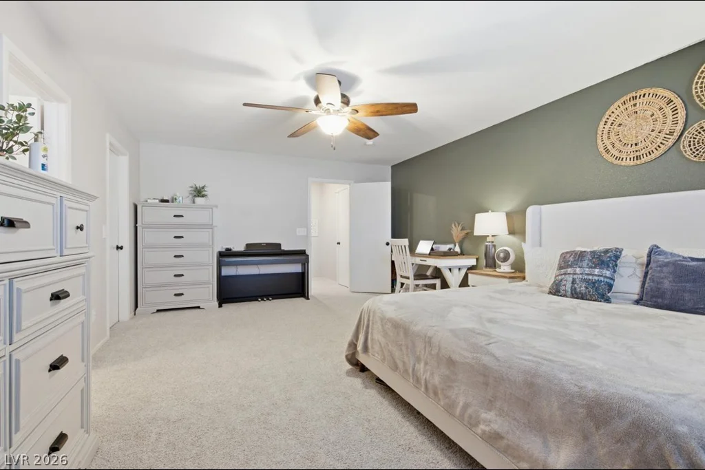 726 Peregrine Falcon, Henderson, NV 89015