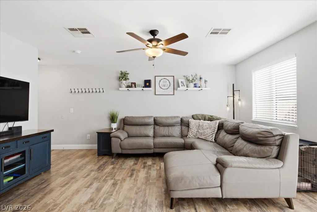 726 Peregrine Falcon, Henderson, NV 89015