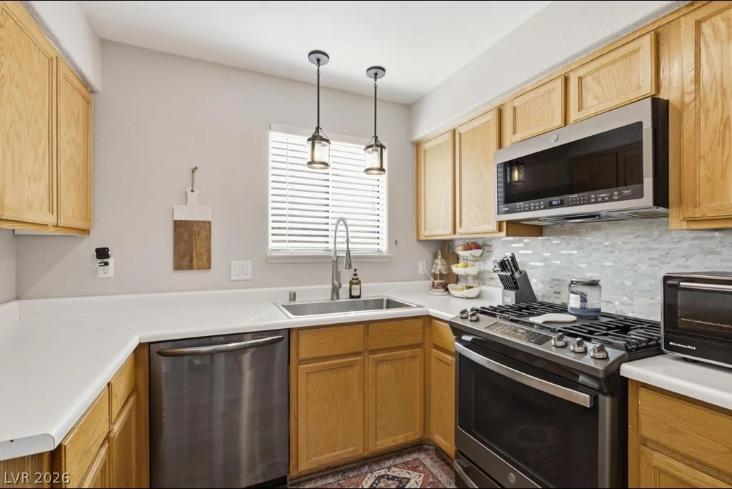 726 Peregrine Falcon, Henderson, NV 89015