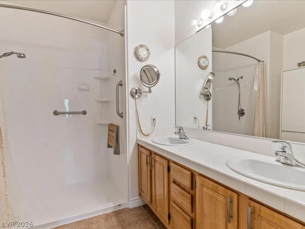 4920 Black Bear, Las Vegas, NV 89149