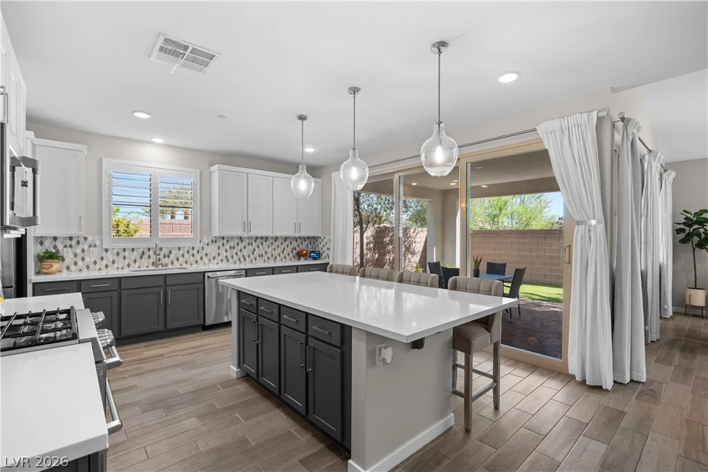 758 Faircliff, Henderson, NV 89052