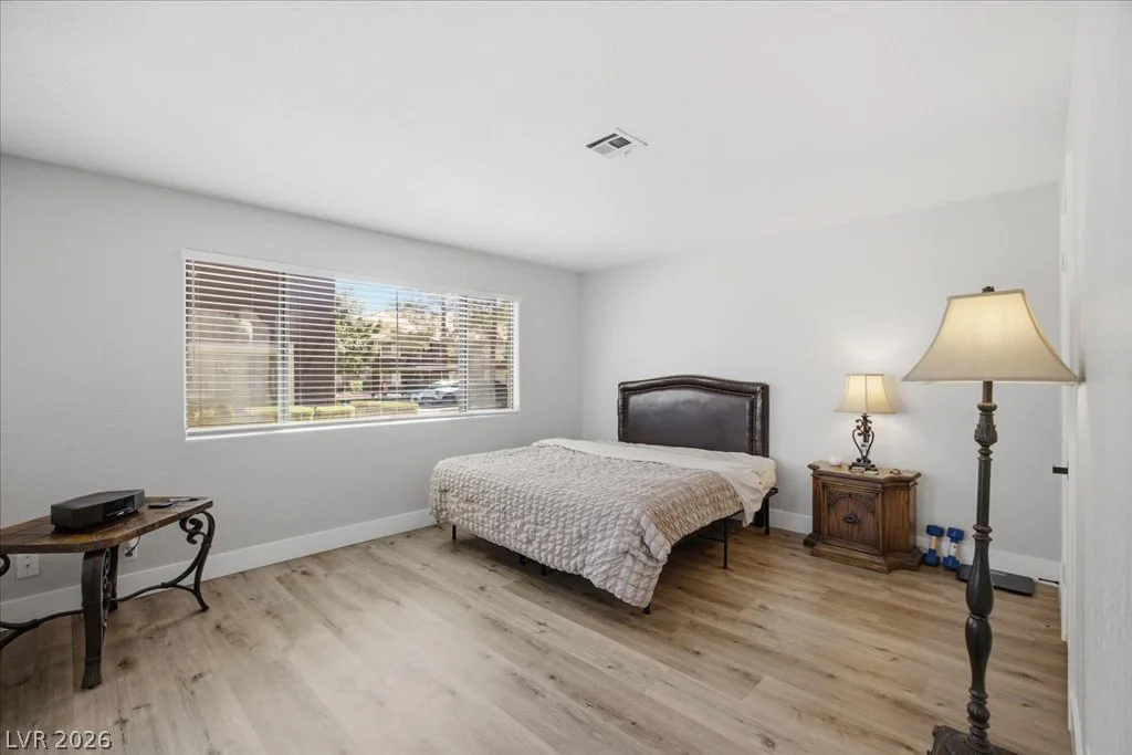 5008 Rainbow, Las Vegas, NV 89118