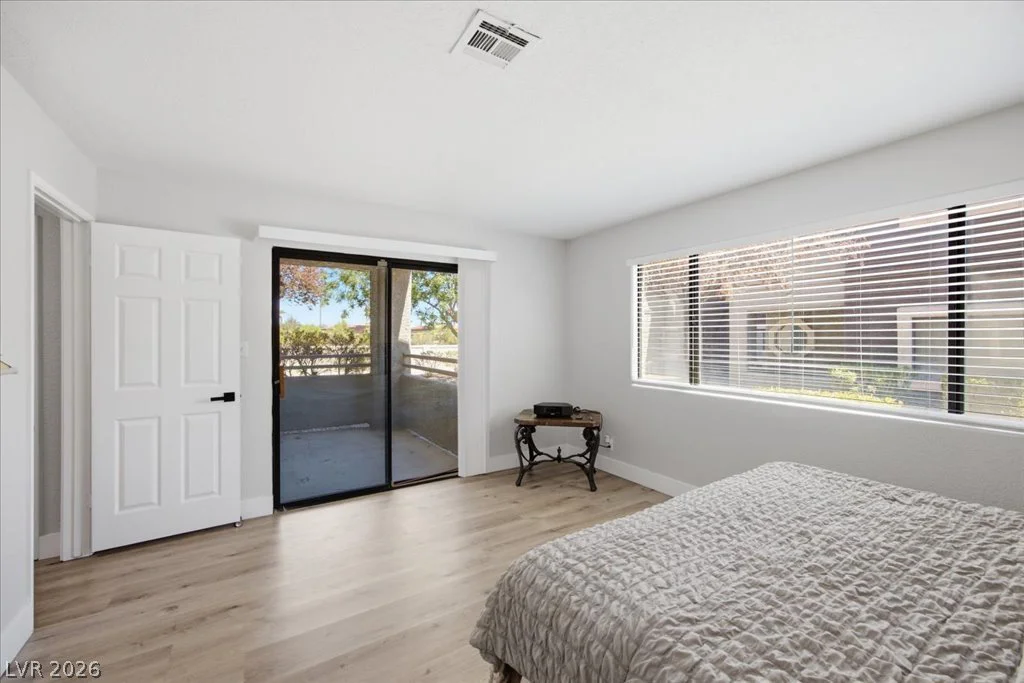 5008 Rainbow, Las Vegas, NV 89118