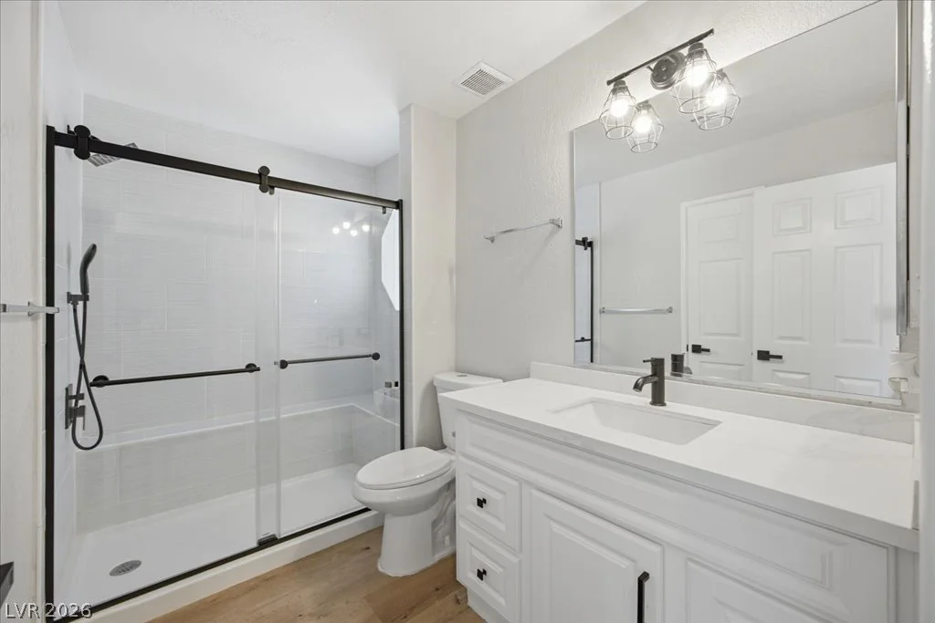 5008 Rainbow, Las Vegas, NV 89118