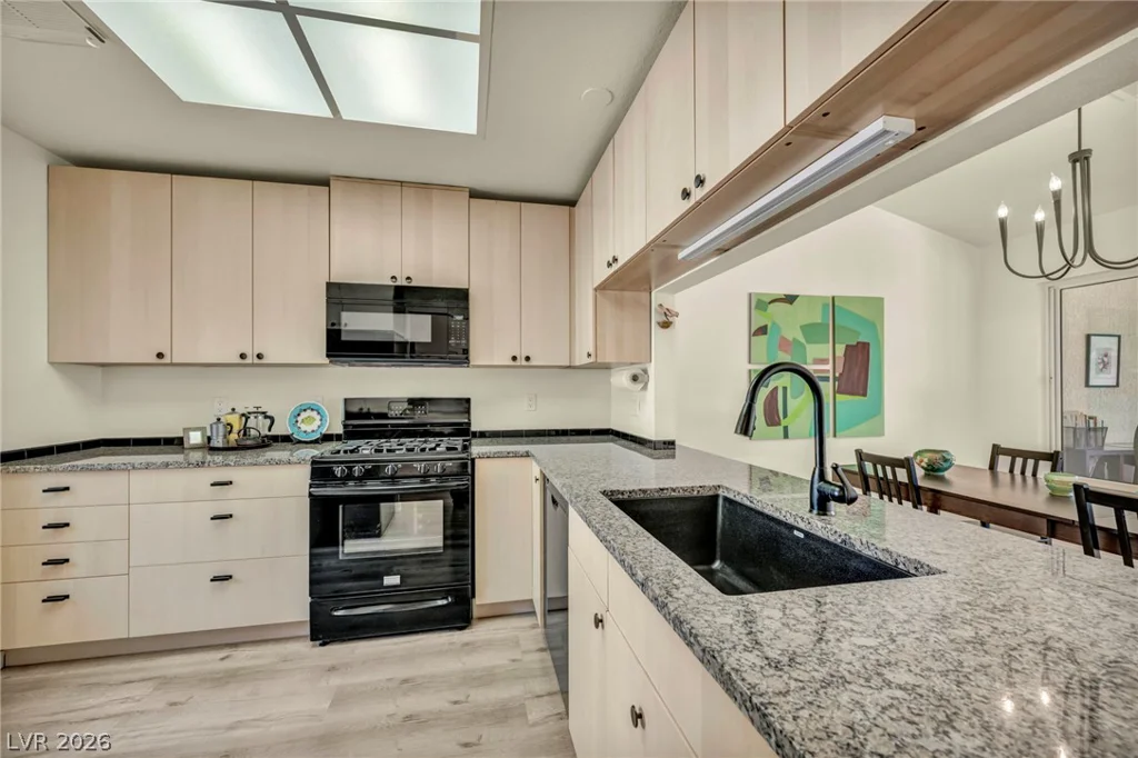 2704 Glencliff, Las Vegas, NV 89134