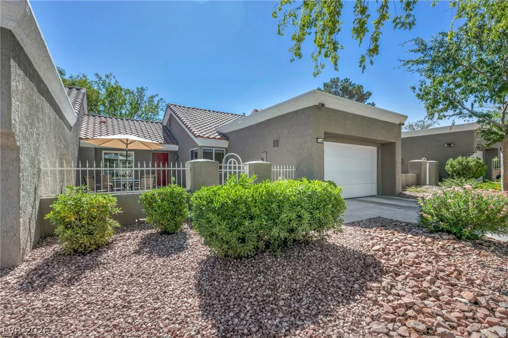 2704 Glencliff, Las Vegas, NV 89134