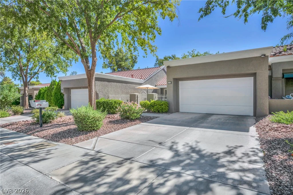 2704 Glencliff, Las Vegas, NV 89134