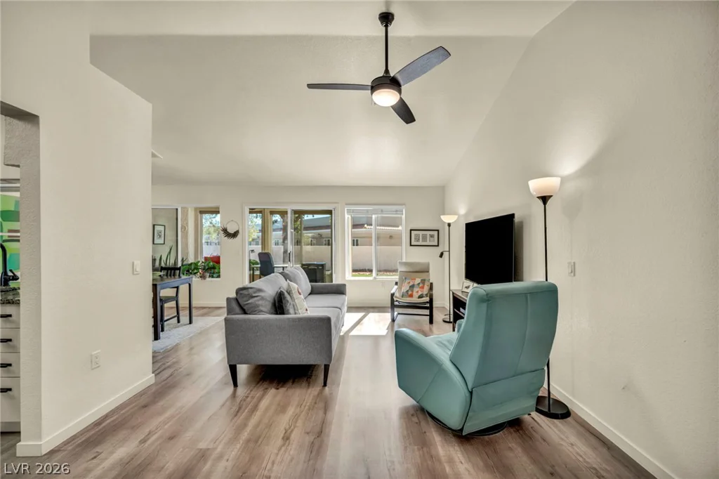 2704 Glencliff, Las Vegas, NV 89134
