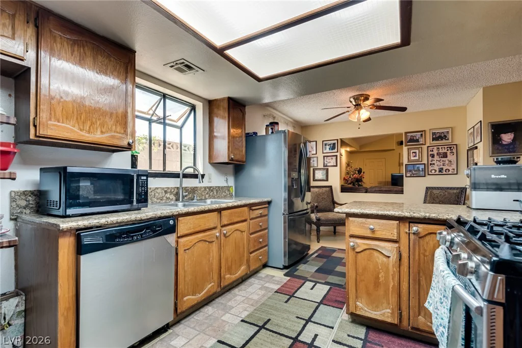 3877 Platis, Las Vegas, NV 89103