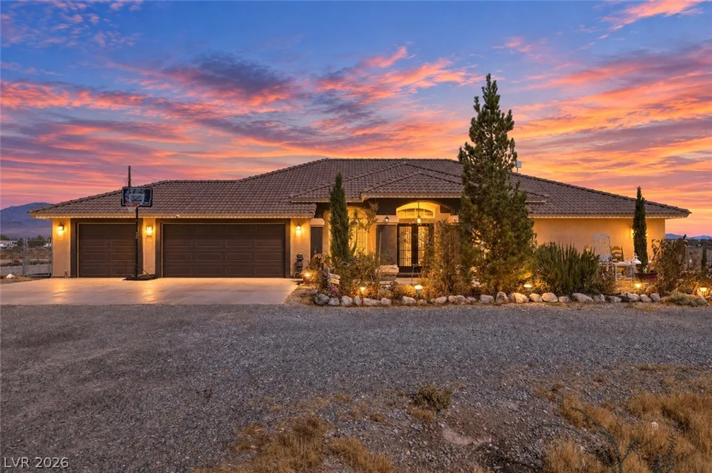 671 Warren, Pahrump, NV 89048