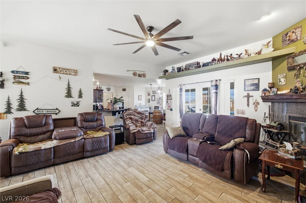 671 Warren, Pahrump, NV 89048