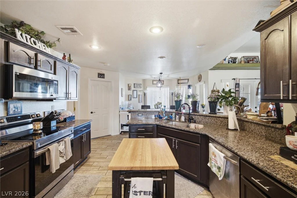 671 Warren, Pahrump, NV 89048