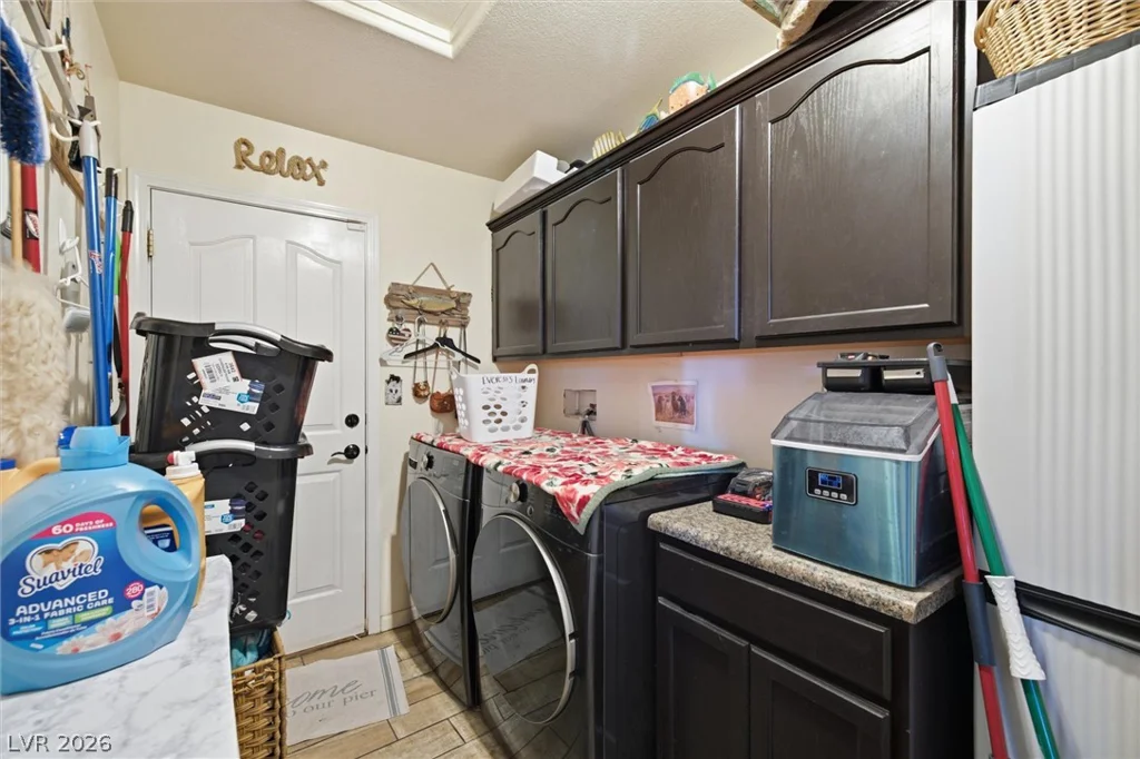 671 Warren, Pahrump, NV 89048