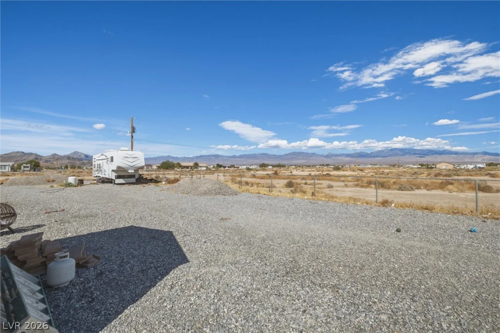 671 Warren, Pahrump, NV 89048