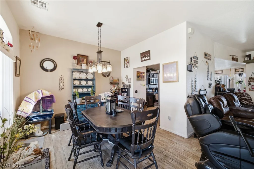 671 Warren, Pahrump, NV 89048