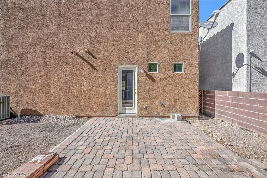 6677 Churnet Valley, Las Vegas, NV 89139