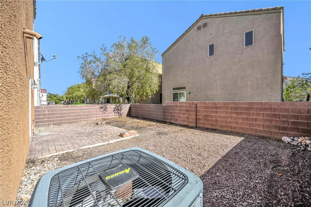 6677 Churnet Valley, Las Vegas, NV 89139