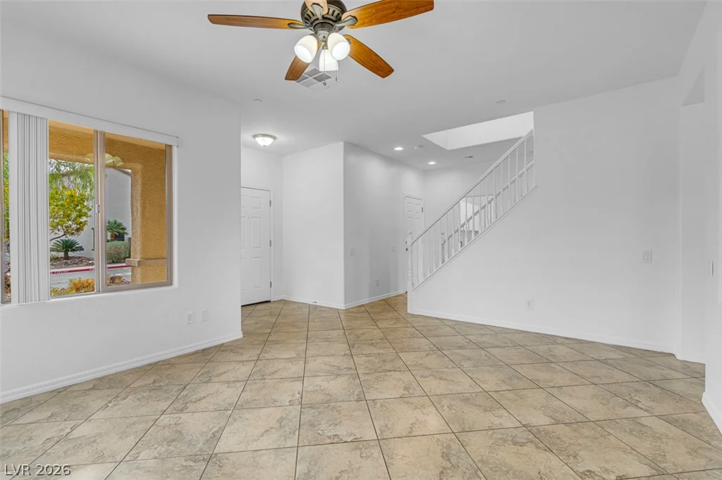 112 Newmiller, Henderson, NV 89002