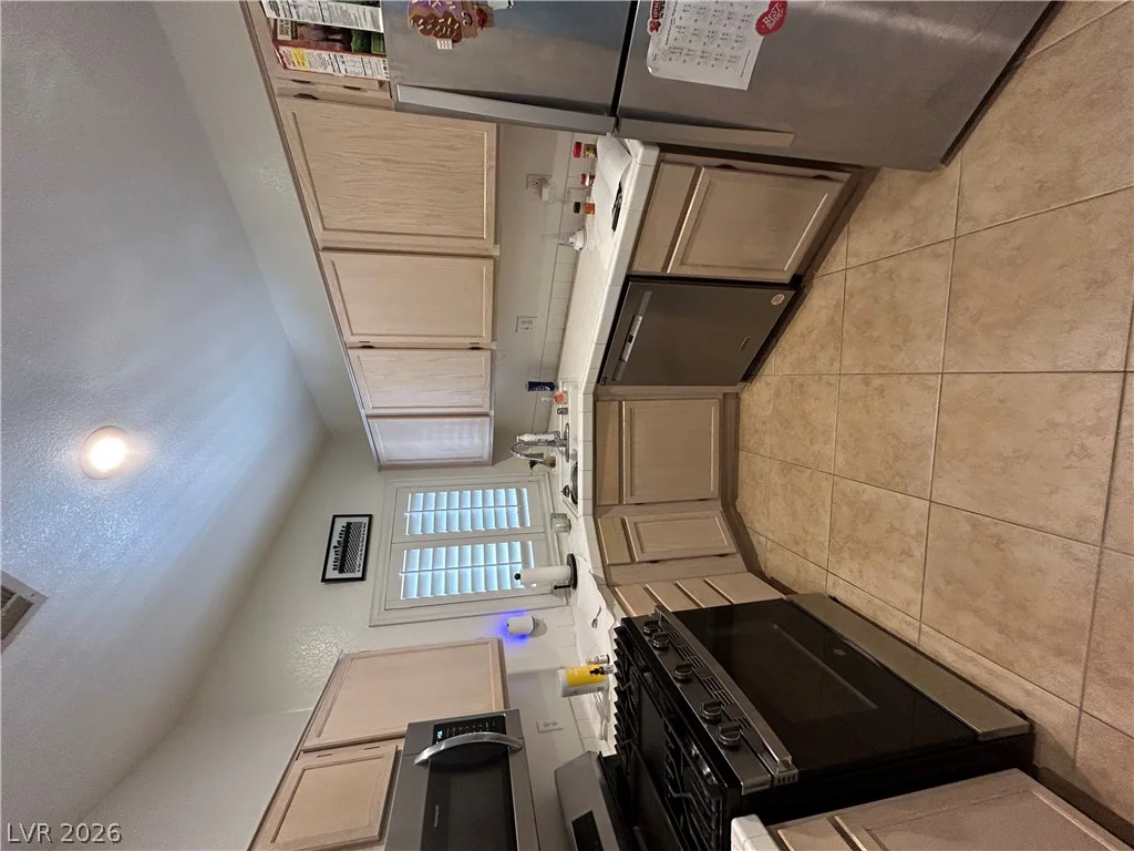 5819 Berry Hill, North Las Vegas, NV 89031