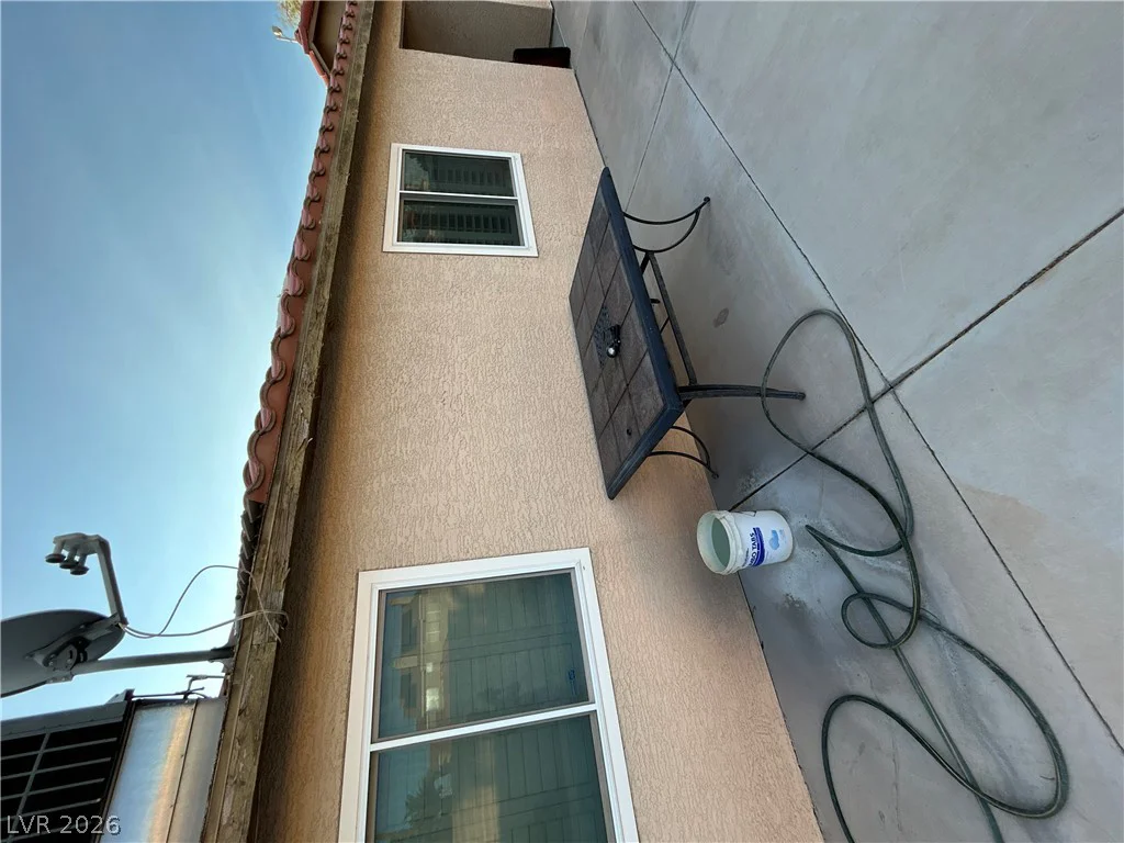5819 Berry Hill, North Las Vegas, NV 89031