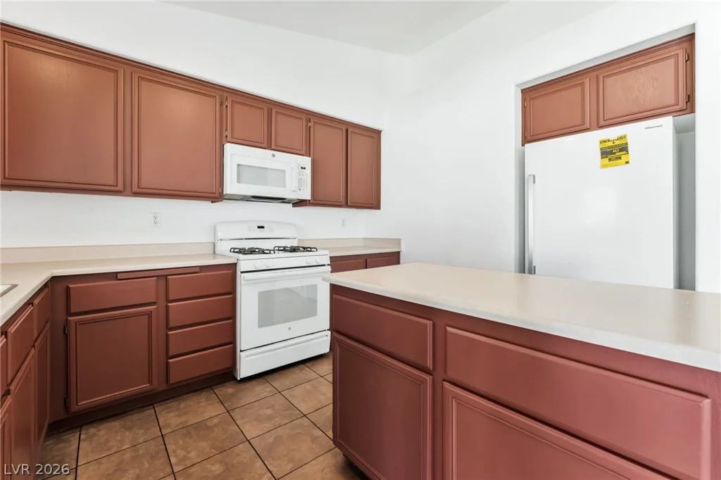 5308 Clouds Rest, Las Vegas, NV 89108
