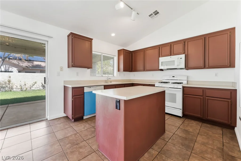 5308 Clouds Rest, Las Vegas, NV 89108