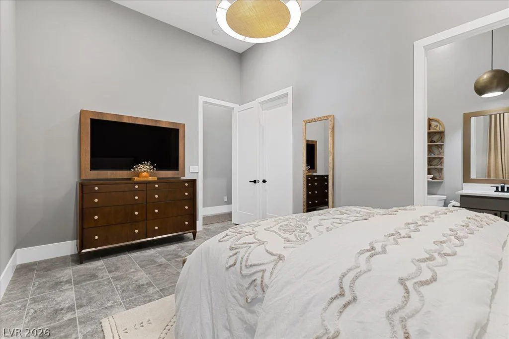 10806 White Clay, Las Vegas, NV 89135