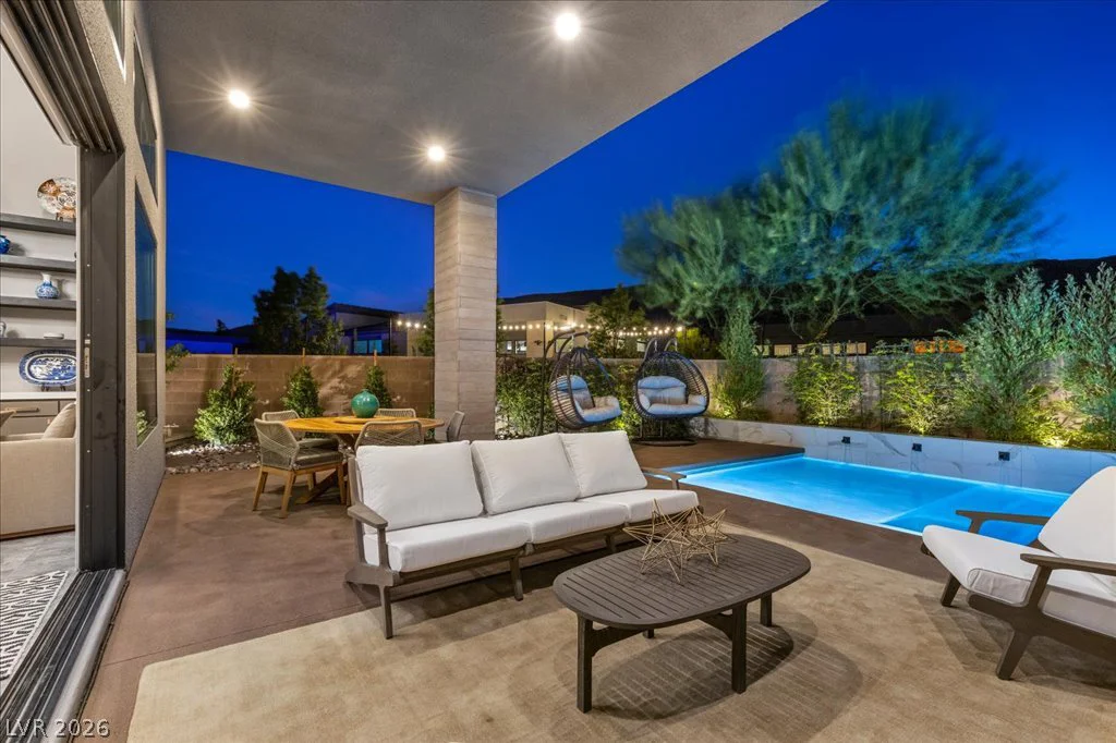 10806 White Clay, Las Vegas, NV 89135