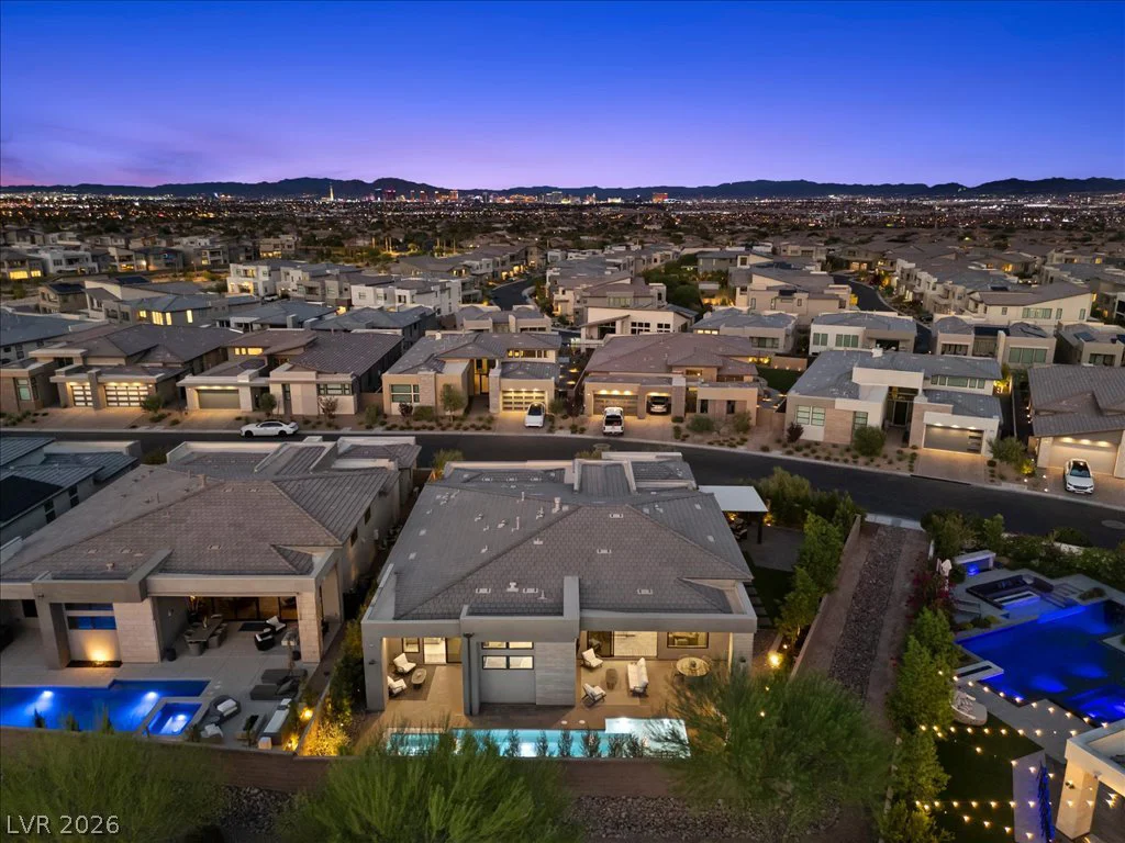10806 White Clay, Las Vegas, NV 89135
