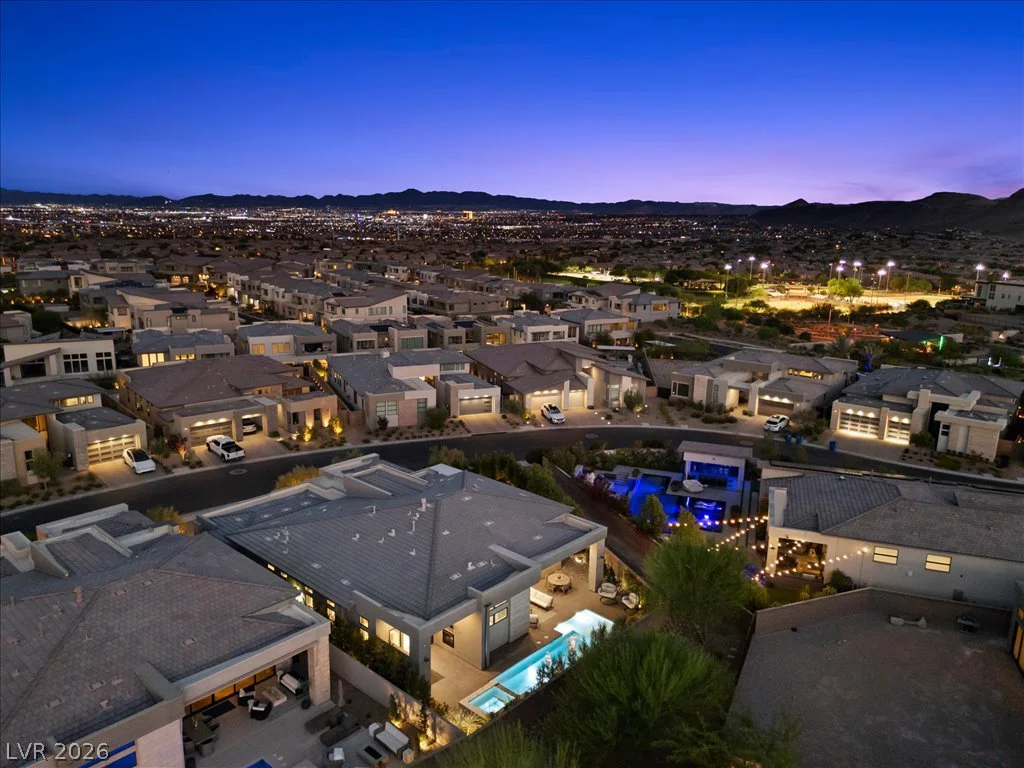 10806 White Clay, Las Vegas, NV 89135