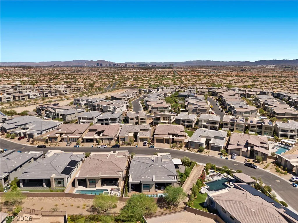 10806 White Clay, Las Vegas, NV 89135
