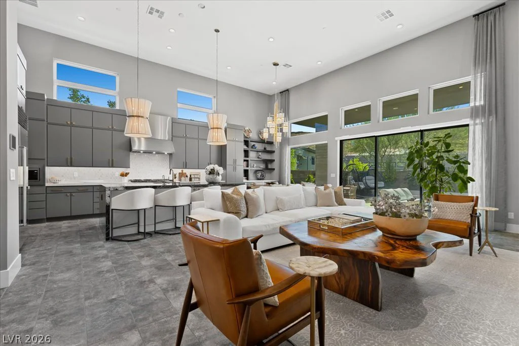 10806 White Clay, Las Vegas, NV 89135